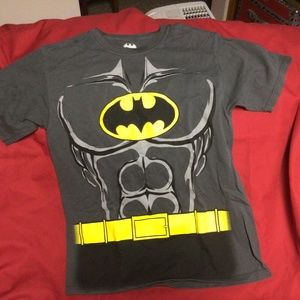 BATMAN tshirt and cape